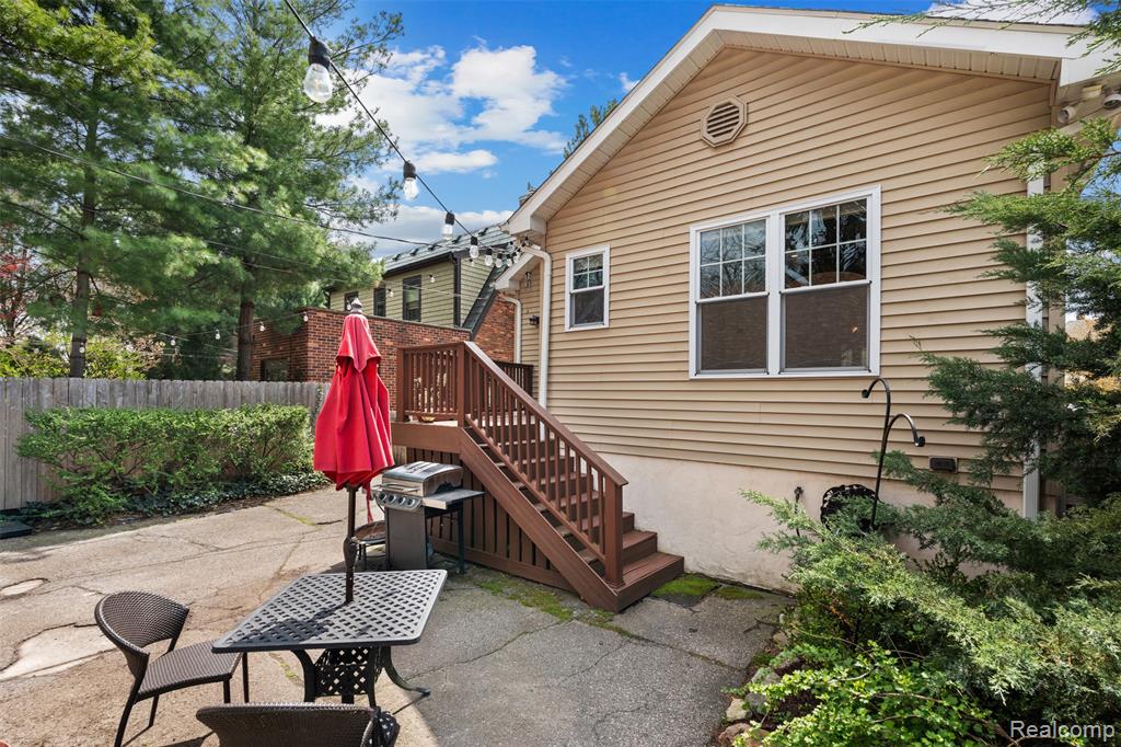 414 Cloverly Road Grosse Pointe Farms, MI 48236 - Photo 46 of 60