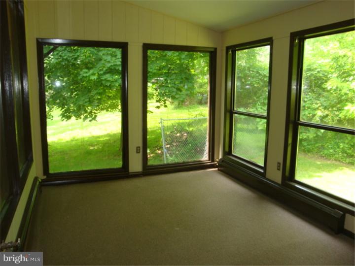 250 West Upper Ferry Road Ewing, NJ 08628 - Photo 11 of 16 Sun Room