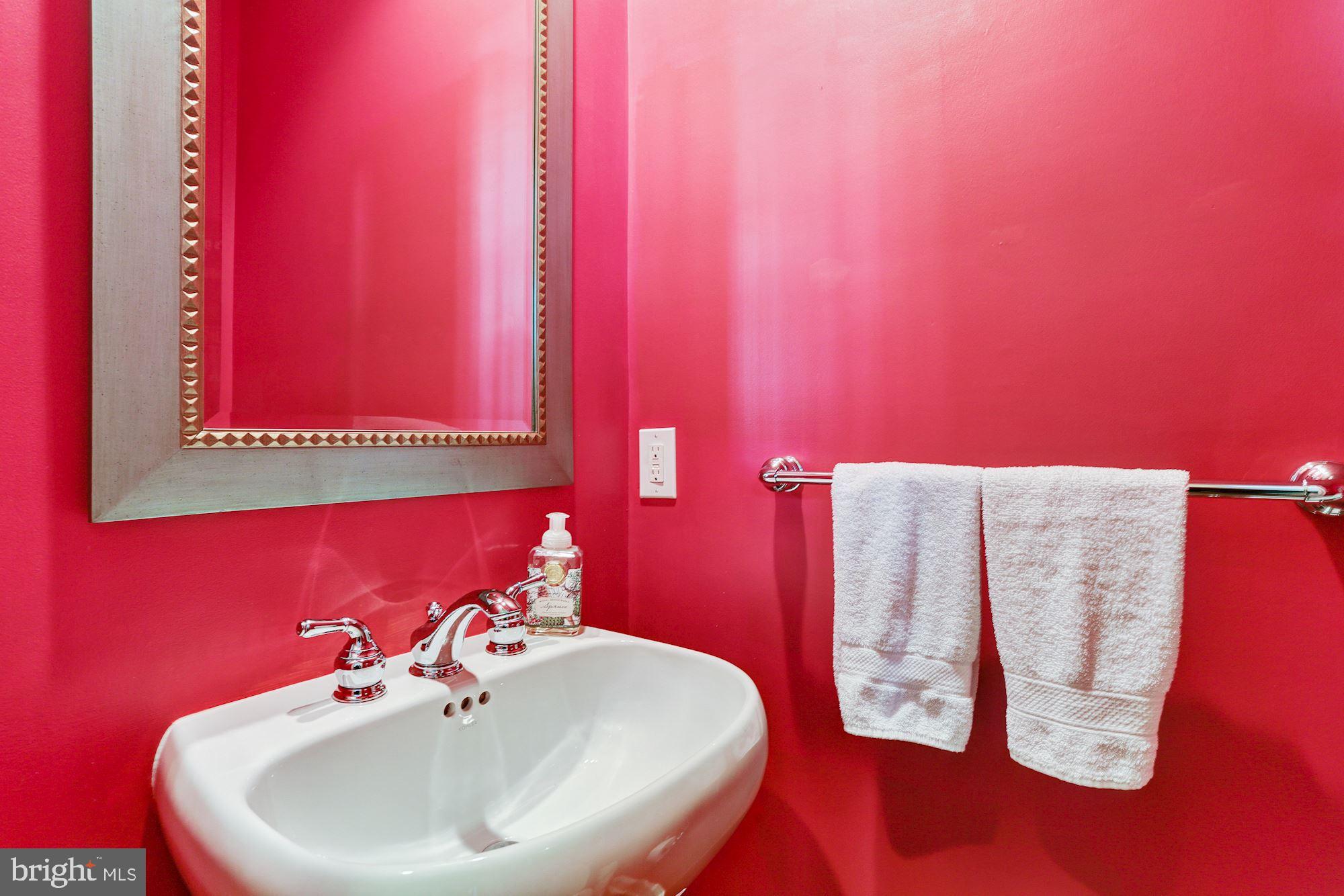 7664 Midtown Road Fulton, MD 20759 - Photo 18 of 44 Half bathroom on the main level.