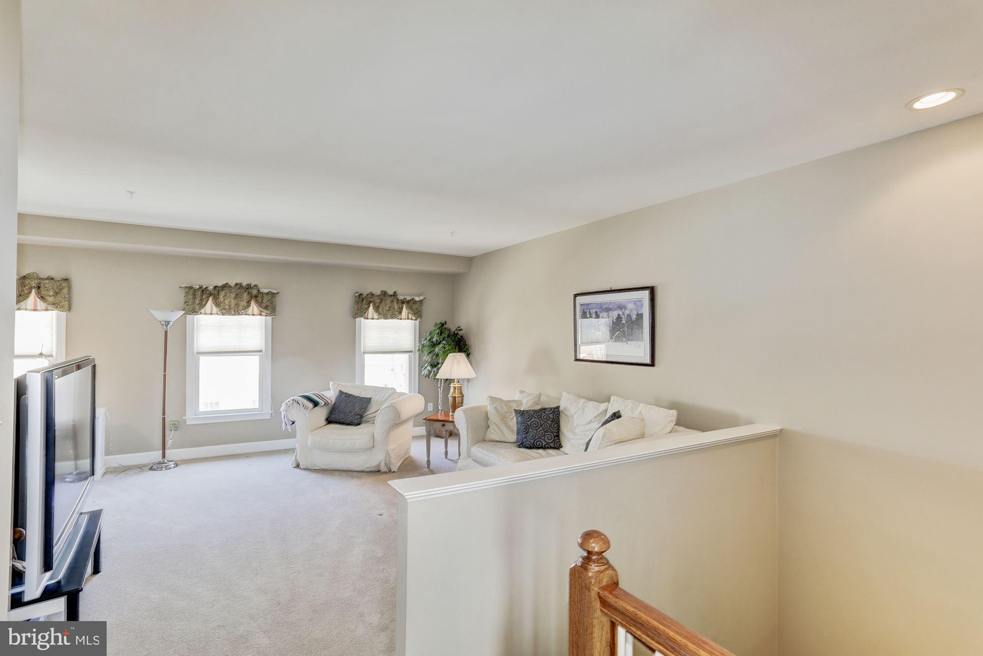 7664 Midtown Road Fulton, MD 20759 - Photo 26 of 44 Loft space on the top floor.