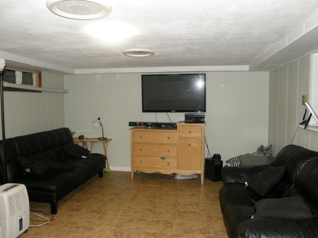 43 Mason Road Dudley, MA 01571 - Photo 23 of 30