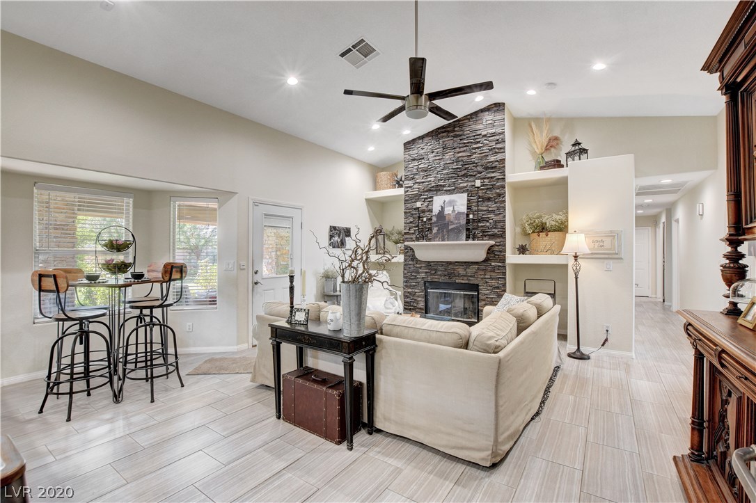 10380 Gilespie Street Las Vegas, NV 89183 - Photo 13 of 45