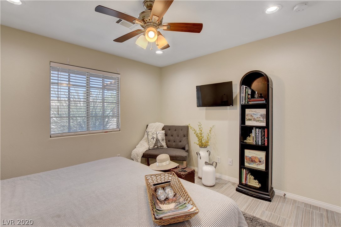 10380 Gilespie Street Las Vegas, NV 89183 - Photo 28 of 45