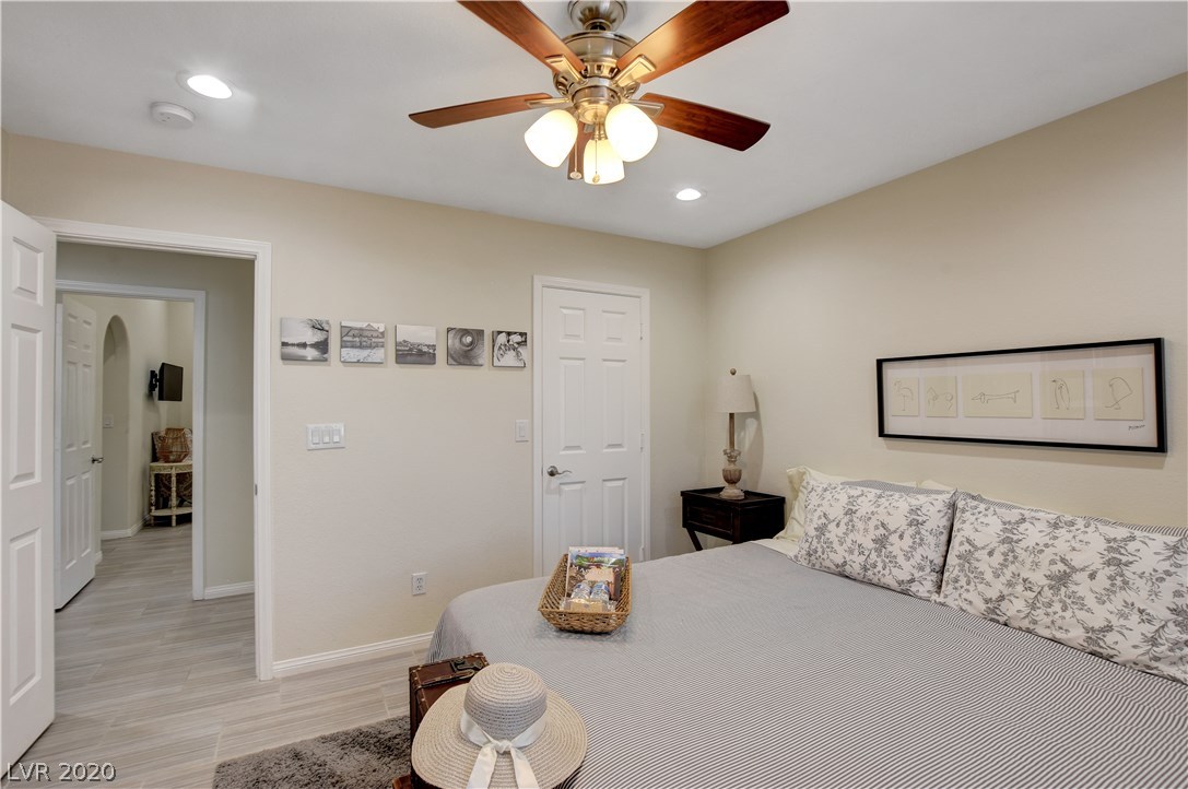 10380 Gilespie Street Las Vegas, NV 89183 - Photo 29 of 45