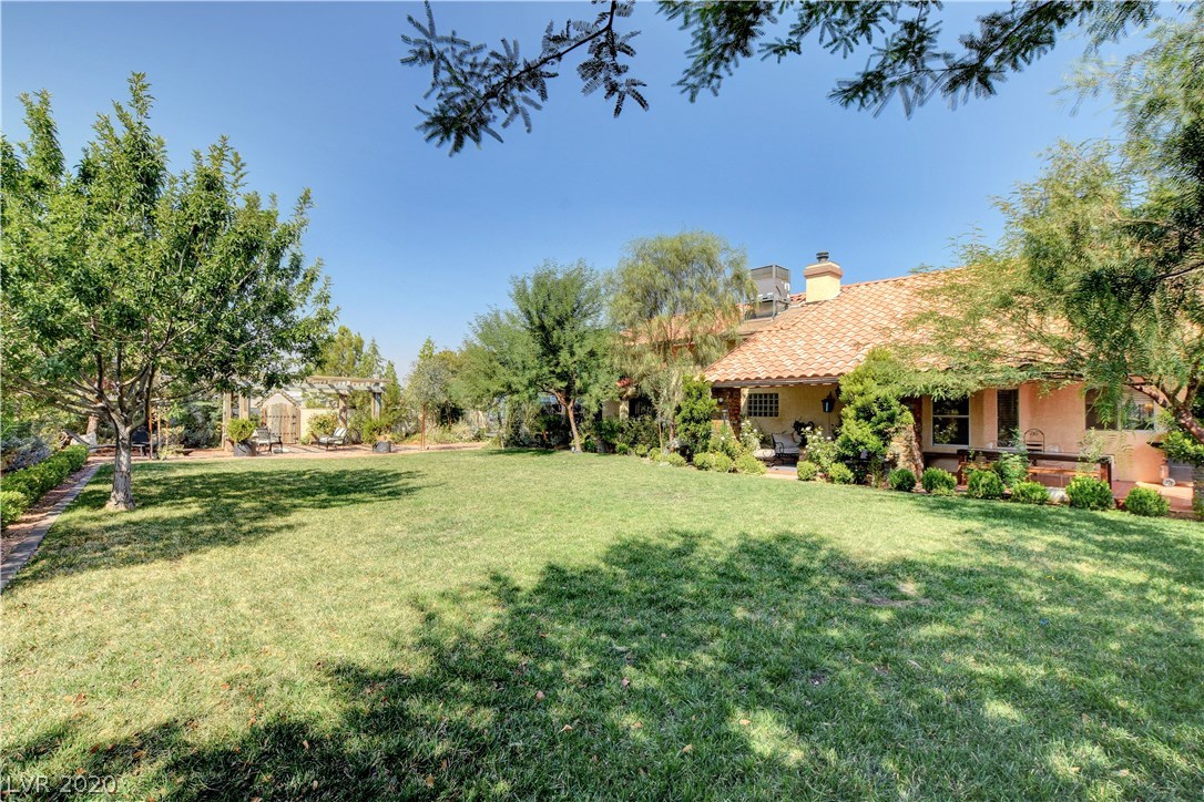 10380 Gilespie Street Las Vegas, NV 89183 - Photo 4 of 45