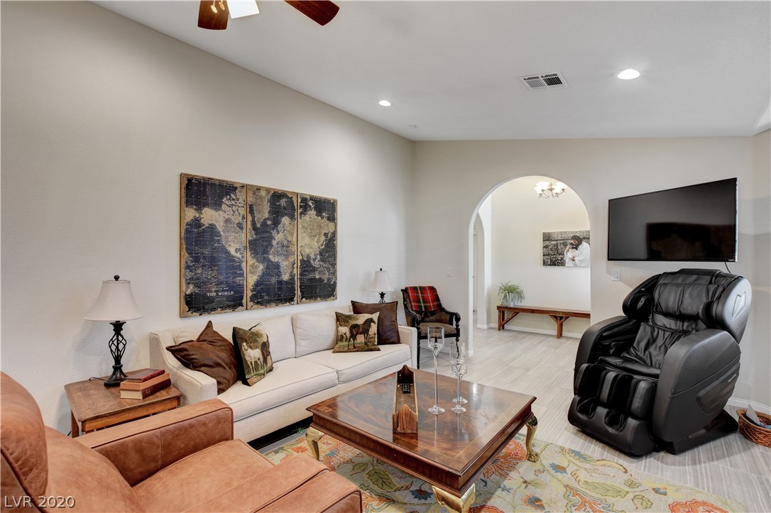 10380 Gilespie Street Las Vegas, NV 89183 - Photo 9 of 45