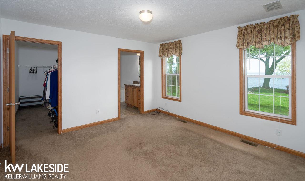 4735 Lakeshore Road Lexington, MI 48450 - Photo 20 of 75 50074704-19.JPG