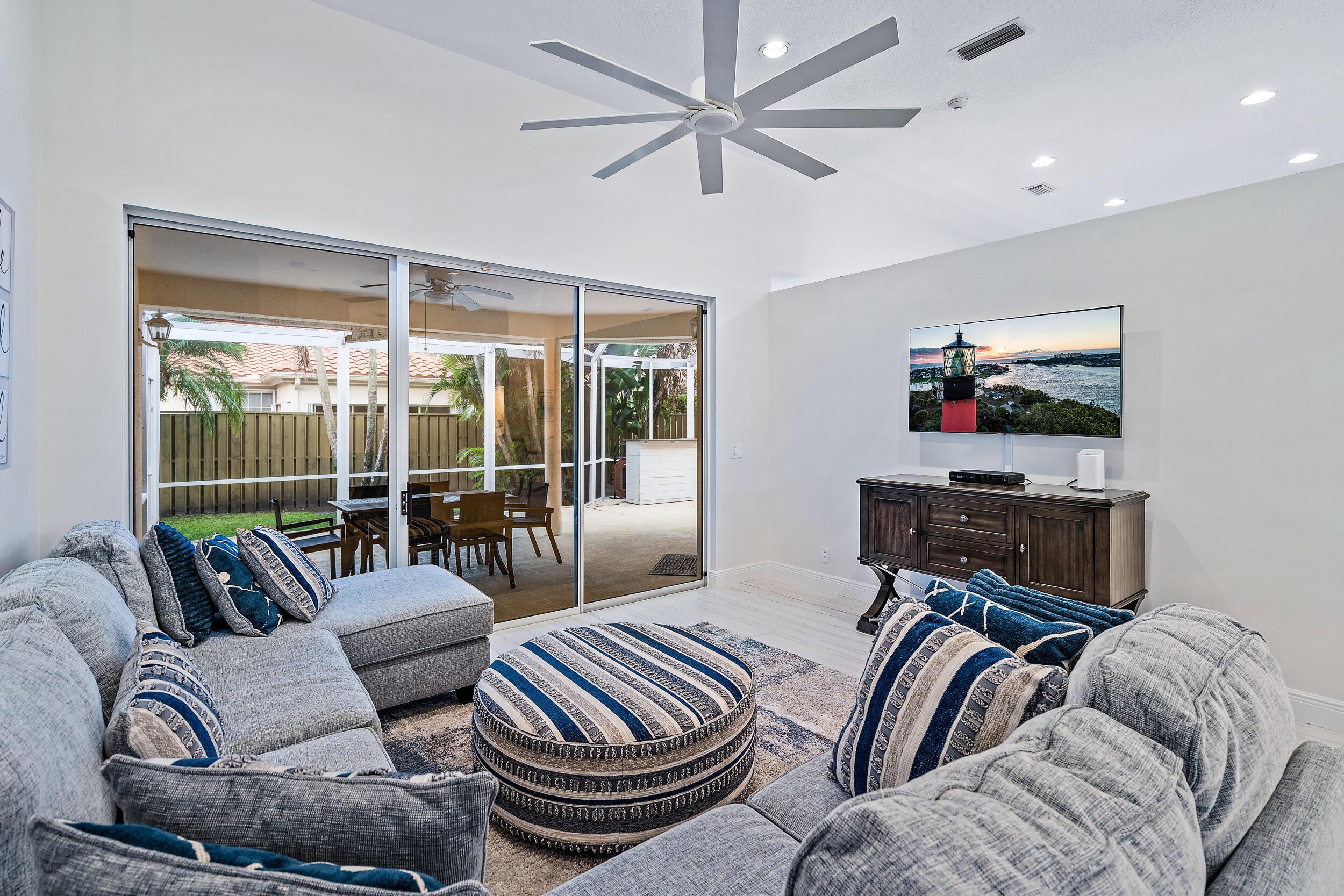 207 Eagleton Estates Boulevard Palm Beach Gardens, FL 33418 - Photo 13 of 34 207 Eagleton Estates Blvd MLS-22