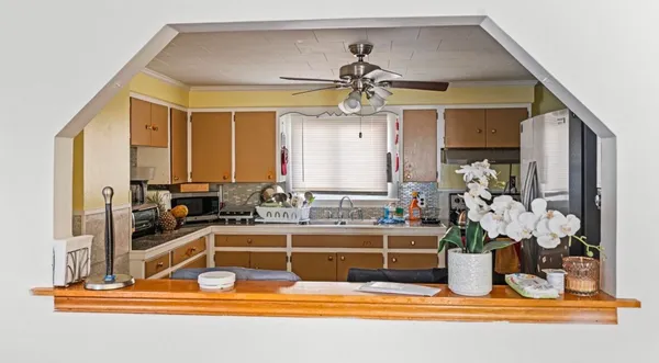 $374,000 | 2 Banks Lane, Biddeford, ME 04005