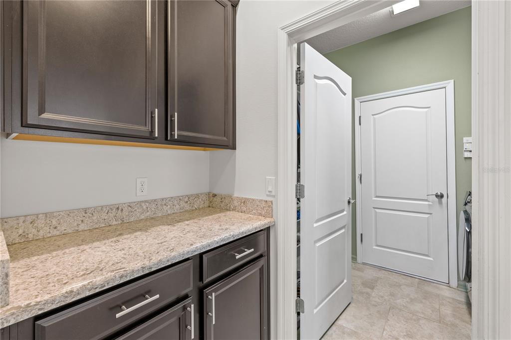 14588 Magnolia Ridge Loop Winter Garden, FL 34787 - Photo 9 of 72 Gallery Image 9