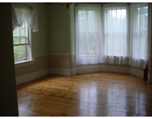 197 Southbridge Road Warren, MA 01083 - Photo 3 of 15 Gallery Image 3