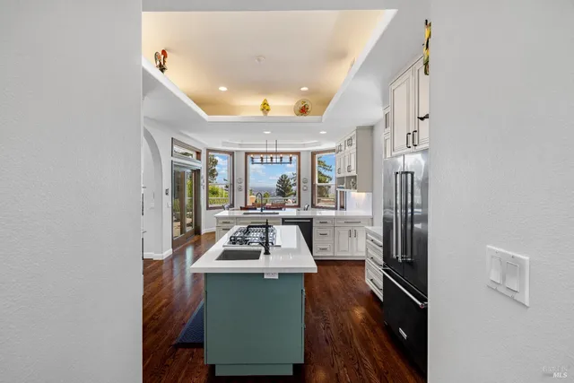 $1,895,000 | 1253 Wikiup Drive, Santa Rosa, CA 95403