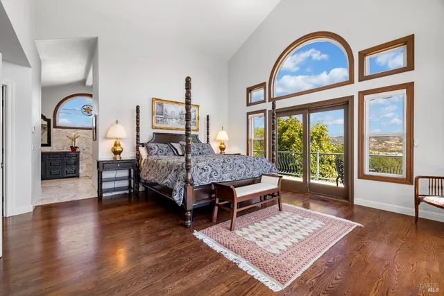 $1,895,000 | 1253 Wikiup Drive, Santa Rosa, CA 95403