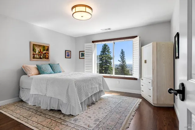 $1,895,000 | 1253 Wikiup Drive, Santa Rosa, CA 95403