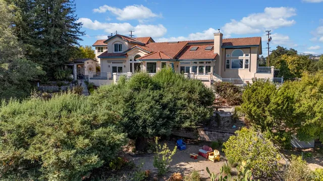 $1,895,000 | 1253 Wikiup Drive, Santa Rosa, CA 95403