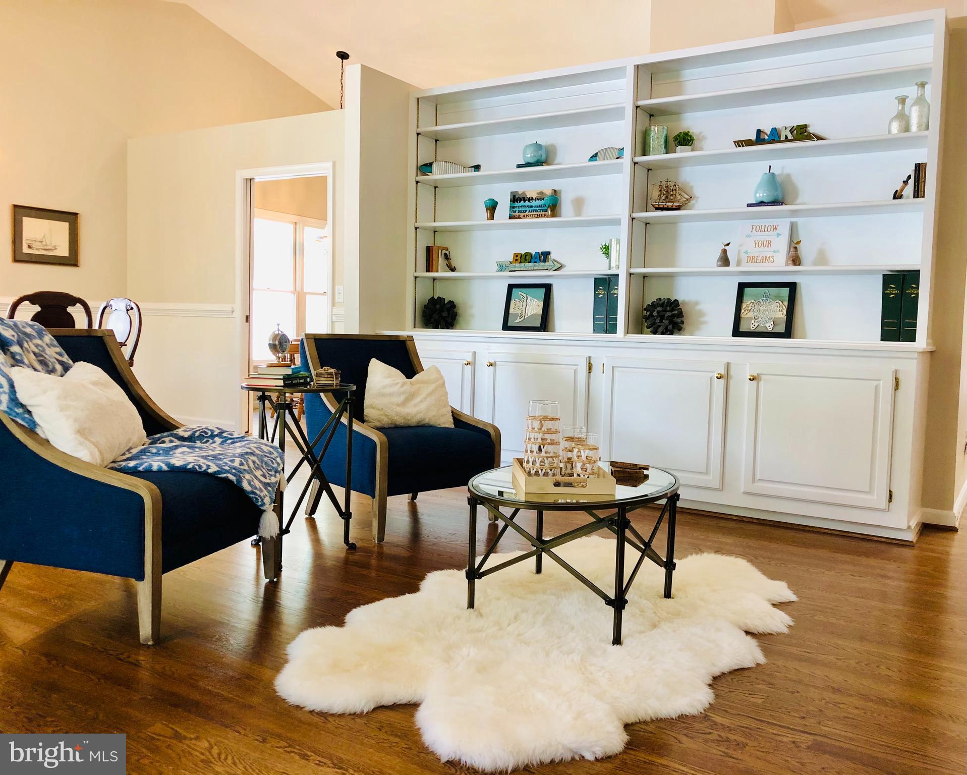 222 Birdie Road Locust Grove, VA 22508 - Photo 15 of 66 Beautiful Built-ins!!!