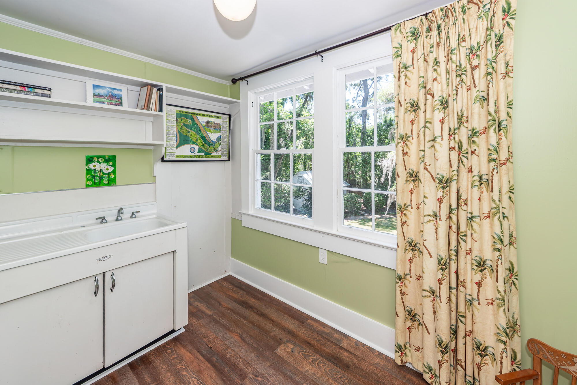 458 Hampton Street Walterboro, SC 29488 - Photo 12 of 41 101