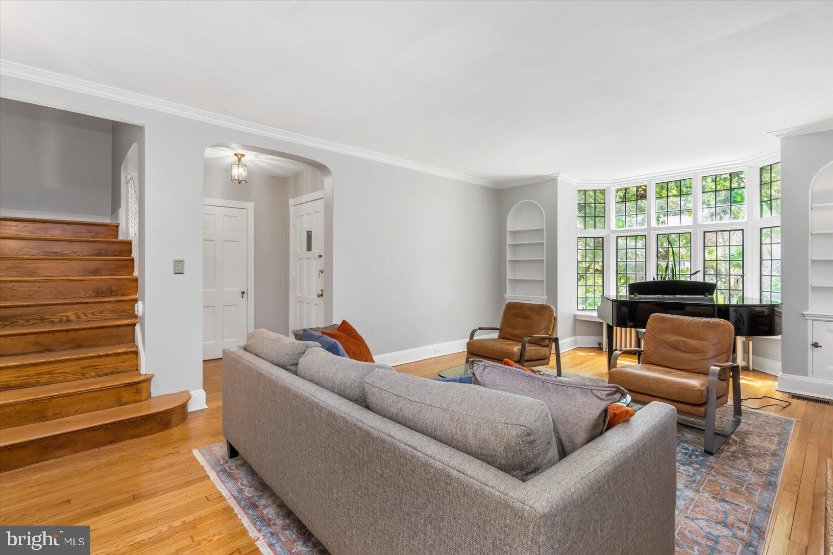 202 Ridgemede Road Baltimore, MD 21210 - Photo 2 of 44