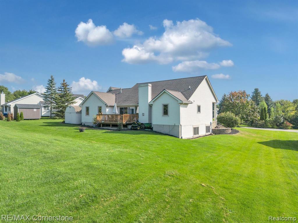 348 Conover Court Howell, MI 48843 - Photo 39 of 45 Gallery Image 39