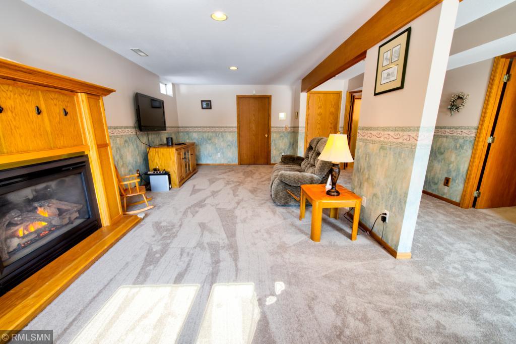 904 Sherman Road Hudson, WI 54016 - Photo 13 of 15 Gallery Image 13