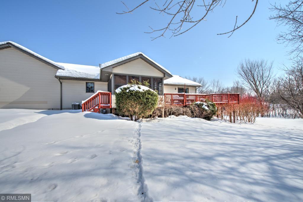 904 Sherman Road Hudson, WI 54016 - Photo 3 of 15 Gallery Image 3
