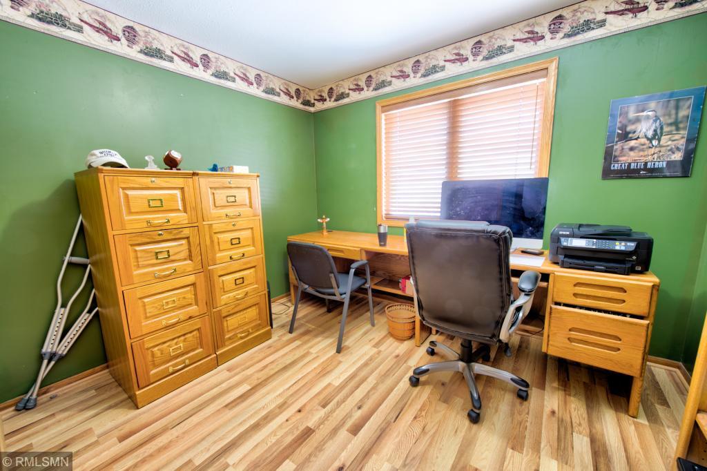 904 Sherman Road Hudson, WI 54016 - Photo 9 of 15 Gallery Image 9