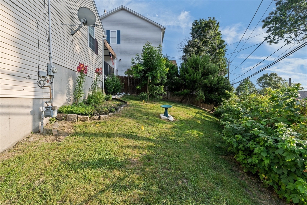 175 Slade Street Fall River, MA 02724 - Photo 23 of 31