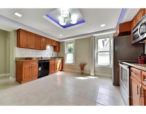 95 Lyndale Street Springfield, MA 01108 - Photo 2 of 27 Gallery Image 2