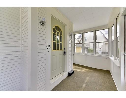 95 Lyndale Street Springfield, MA 01108 - Photo 23 of 27 Gallery Image 23