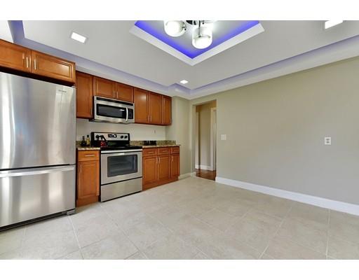 95 Lyndale Street Springfield, MA 01108 - Photo 4 of 27 Gallery Image 4