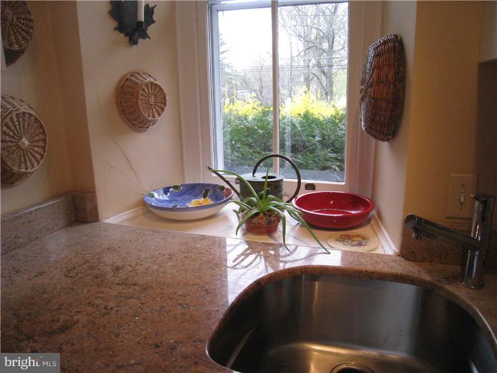 501 Strathmore Road Havertown, PA 19083 - Photo 8 of 25 Kitchen