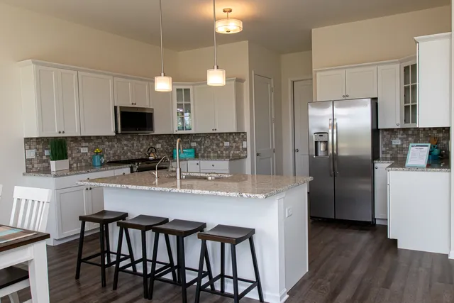 $433,900 | 24 West Windemere Circle, Lockport, IL 60441