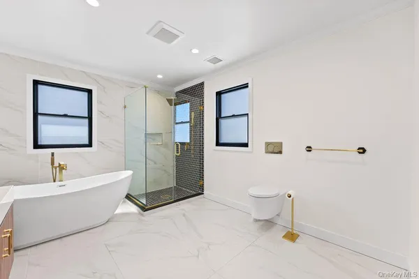 $1,880,000 | 4 Allison Drive, Old Bethpage, NY 11804