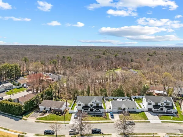 $1,880,000 | 4 Allison Drive, Old Bethpage, NY 11804