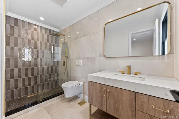 $1,880,000 | 4 Allison Drive, Old Bethpage, NY 11804