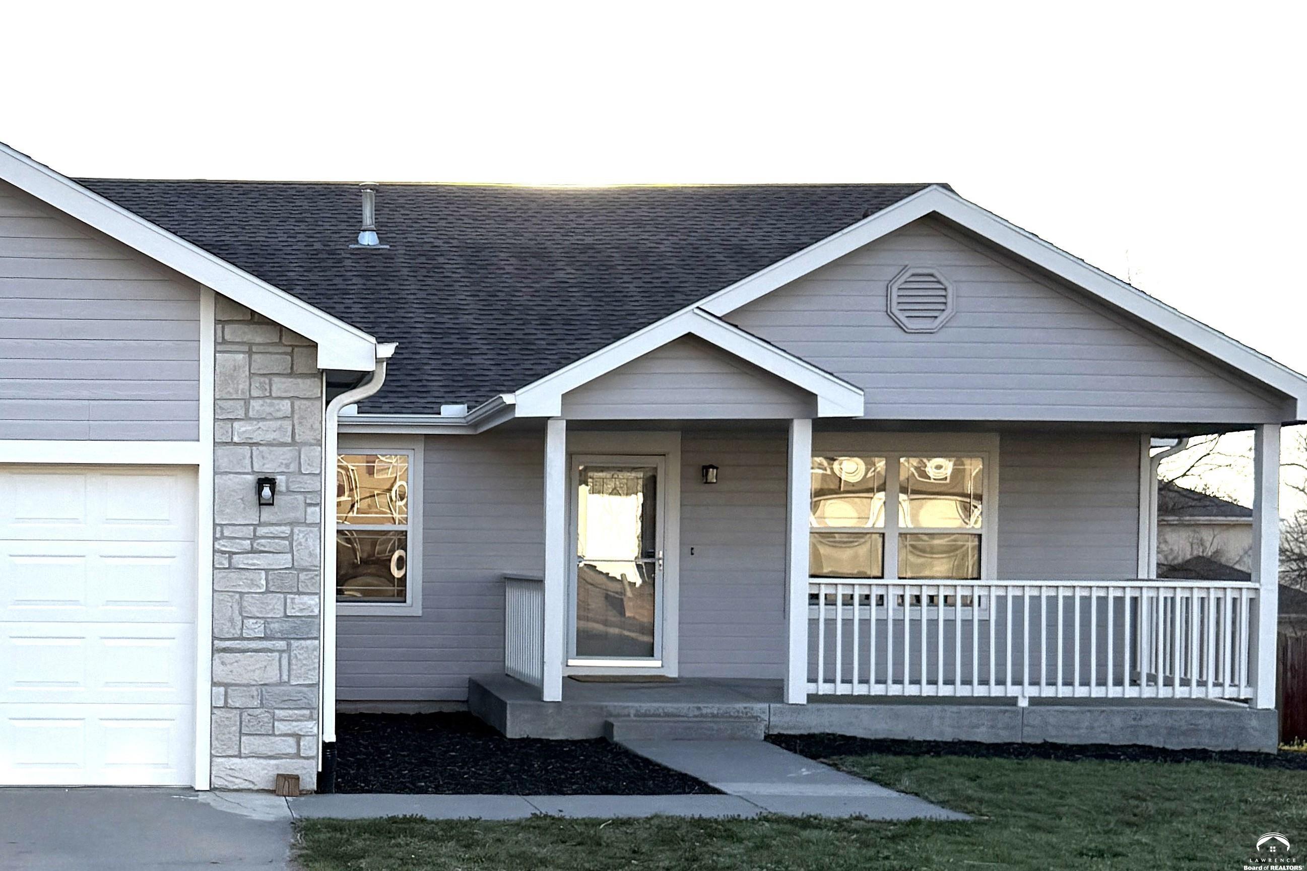 1417 Spring Hill Drive Junction City, KS 66441 - Photo 2 of 18