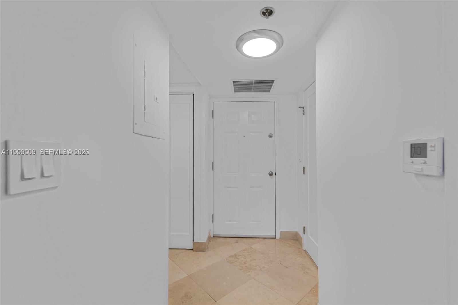 540 Brickell Key Drive, Unit 500 Miami, FL 33131 - Photo 24 of 26 a view of an empty room