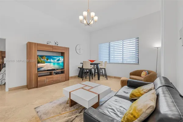 $3,500 | 540 Brickell Key Drive, Unit 500, Miami, FL 33131