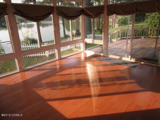 914 Williams Road New Bern, NC 28562 - Photo 10 of 32 10-Carolina Room