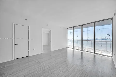 $1,199,000 | 495 Brickell Avenue, Unit 4903, Miami, FL 33131