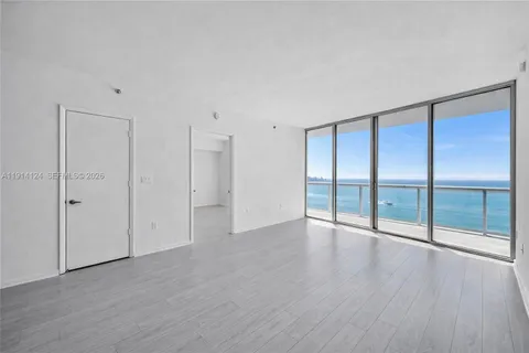 $1,149,000 | 495 Brickell Avenue, Unit 4903, Miami, FL 33131