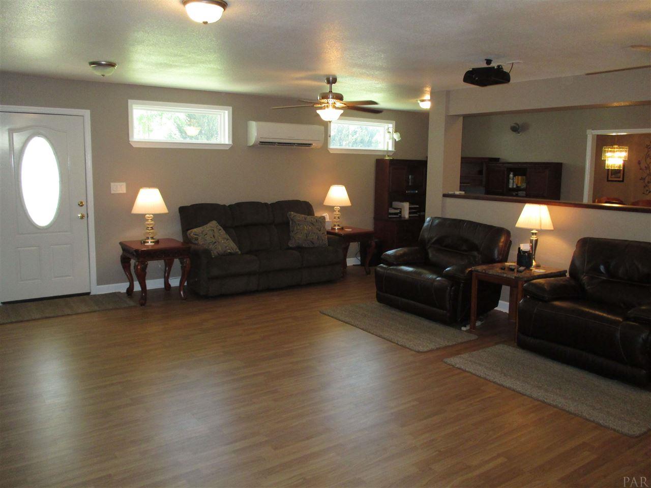 4996 East Spencer Field Road Pace, FL 32571 - Photo 8 of 38