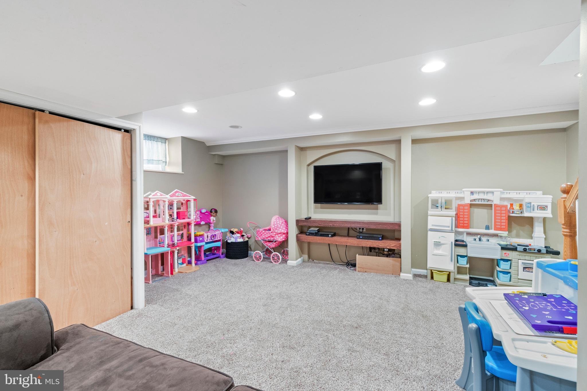137 Flintlock Road Drexel Hill, PA 19026 - Photo 20 of 35 Gallery Image 20