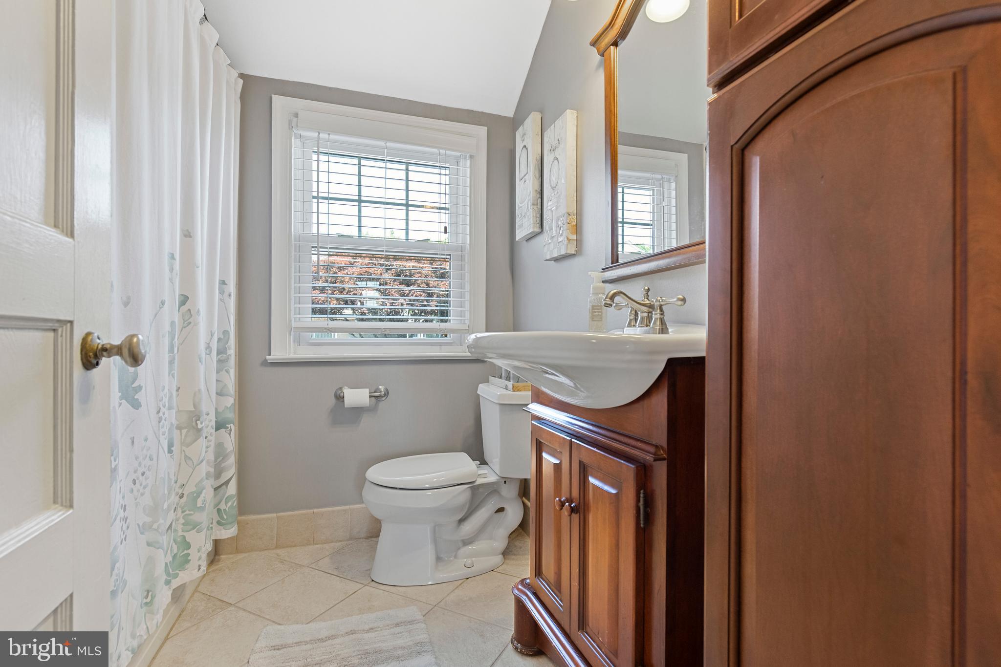 137 Flintlock Road Drexel Hill, PA 19026 - Photo 27 of 35 Gallery Image 27