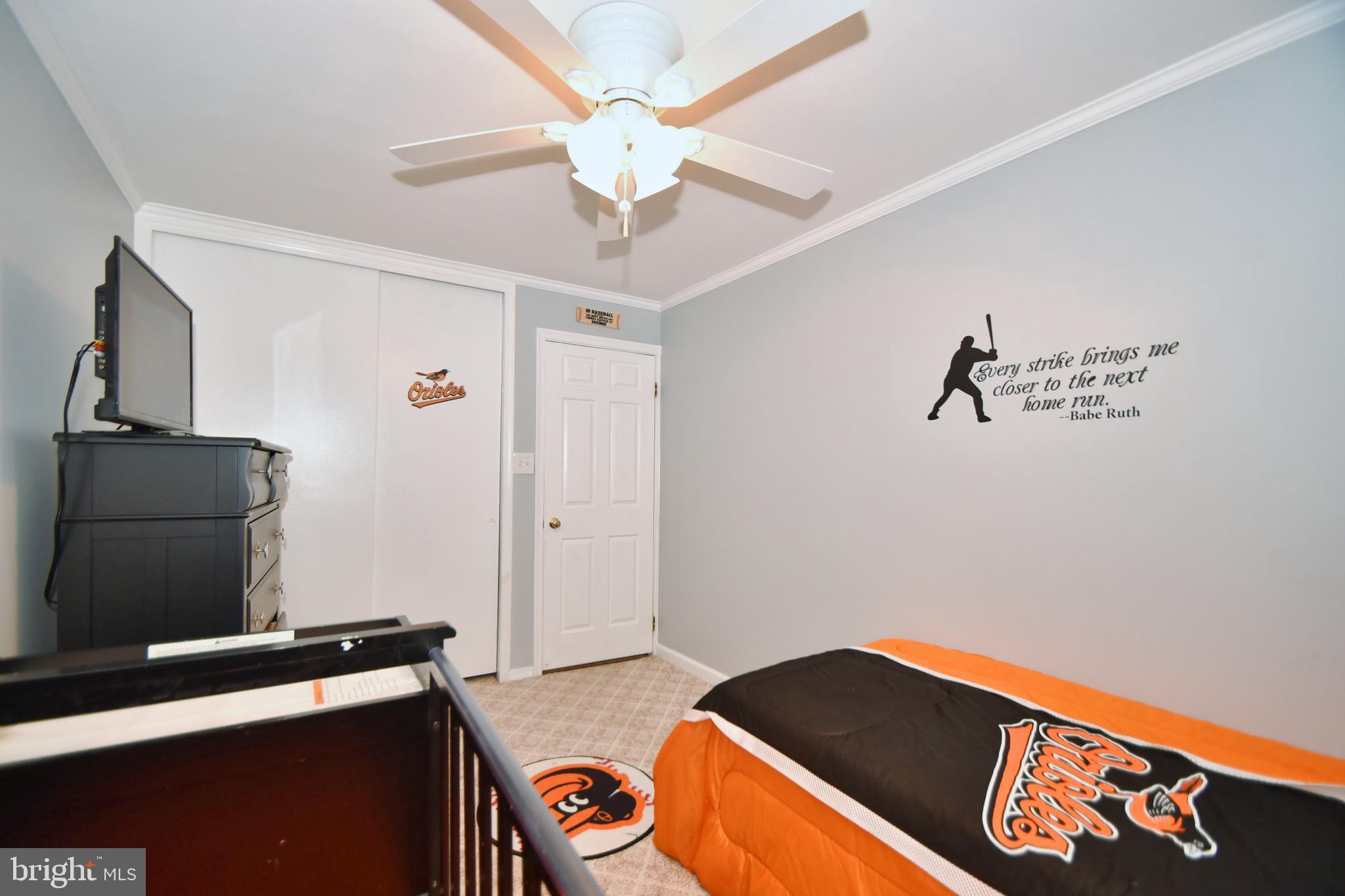 1715 Melbourne Road Baltimore, MD 21222 - Photo 22 of 34