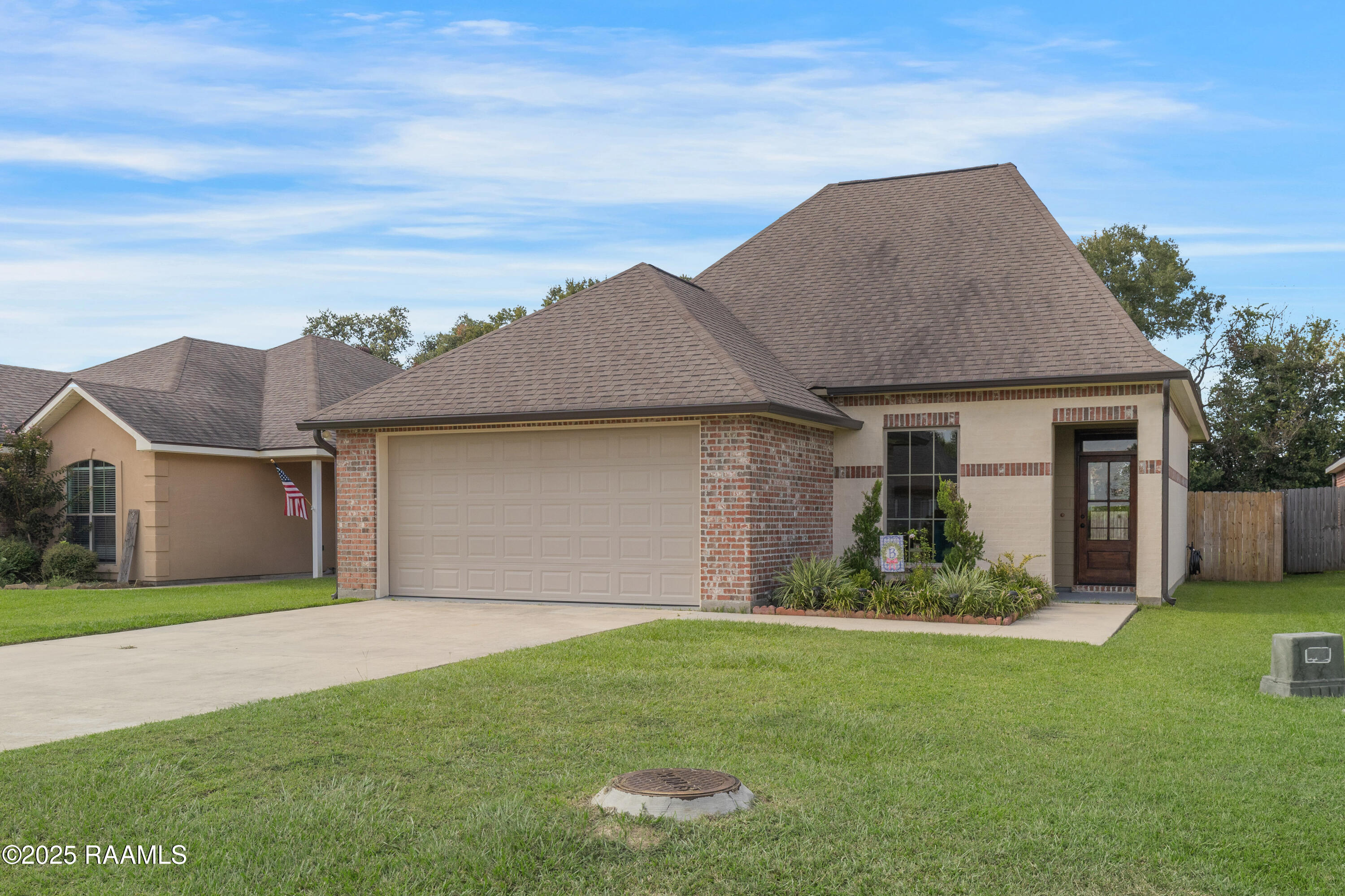 106 Rue Village Road Maurice, LA 70555 - Photo 2 of 23 106 Rue Village