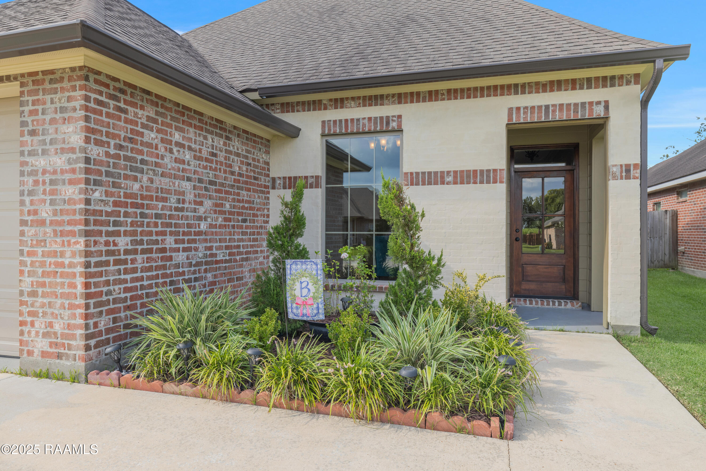 106 Rue Village Road Maurice, LA 70555 - Photo 3 of 23 Front Entrance
