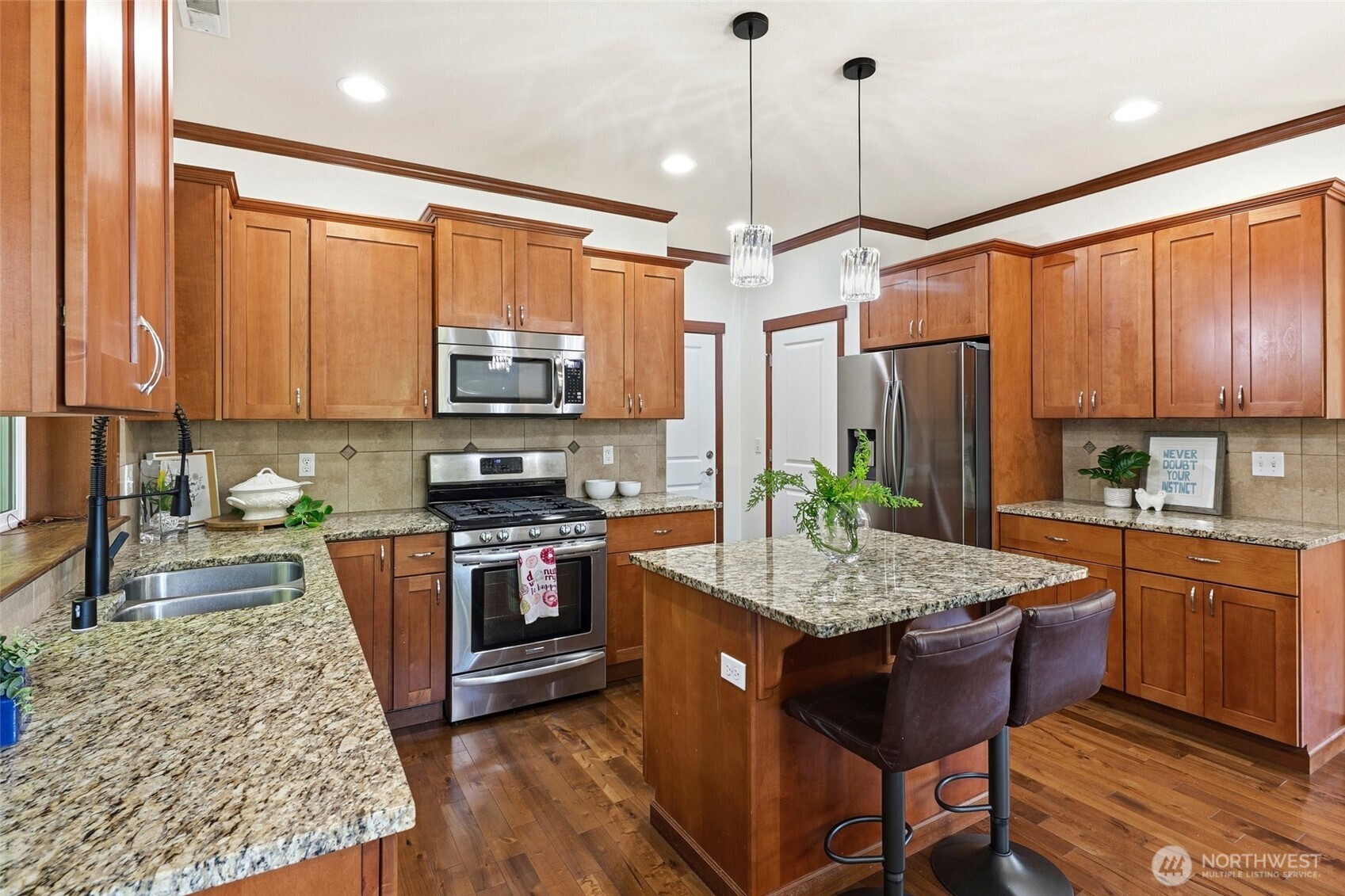 16033 119th Place Northeast Bothell, WA 98011 - Photo 9 of 36