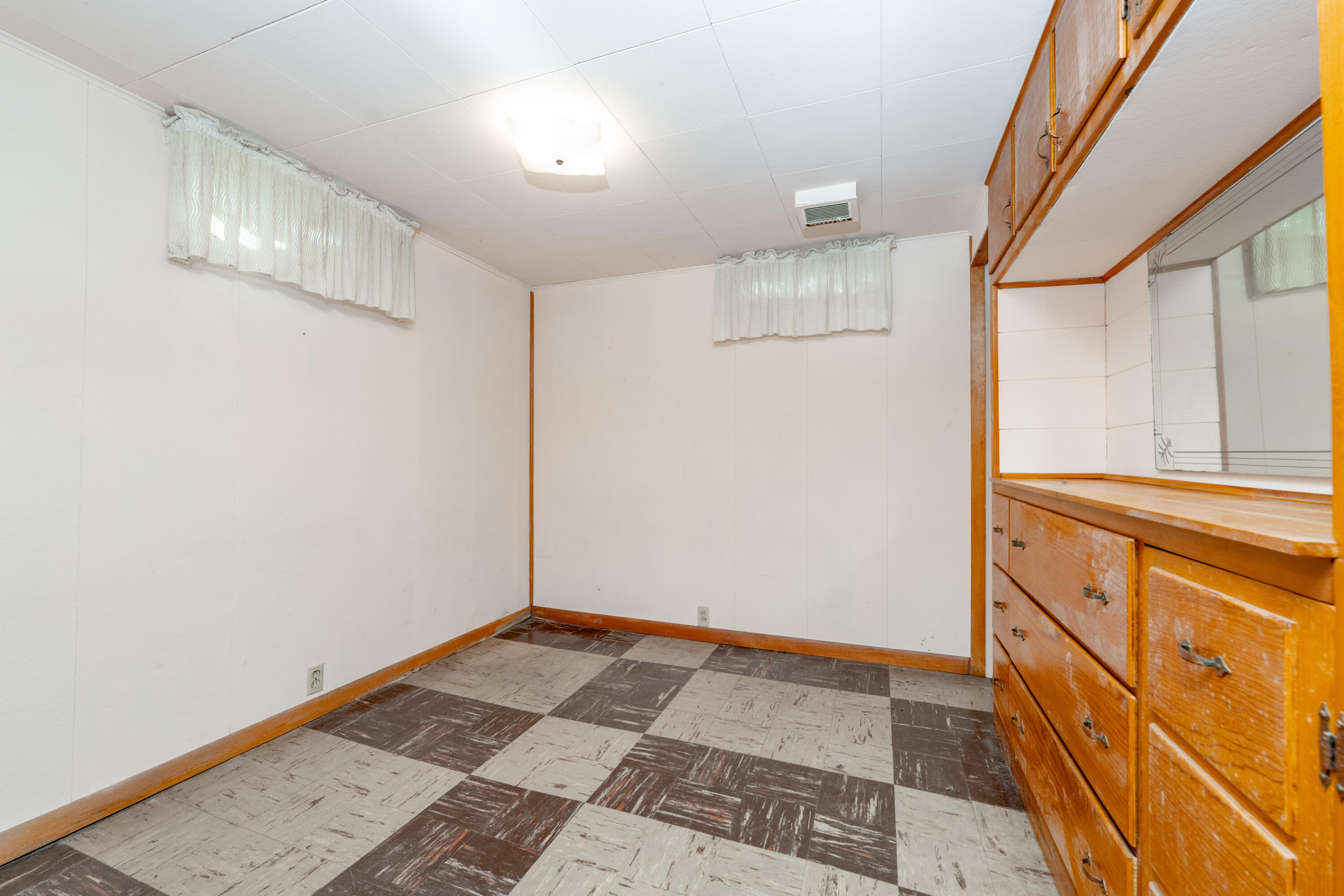 622 South Hooker Avenue Three Rivers, MI 49093 - Photo 29 of 33 DSC08728