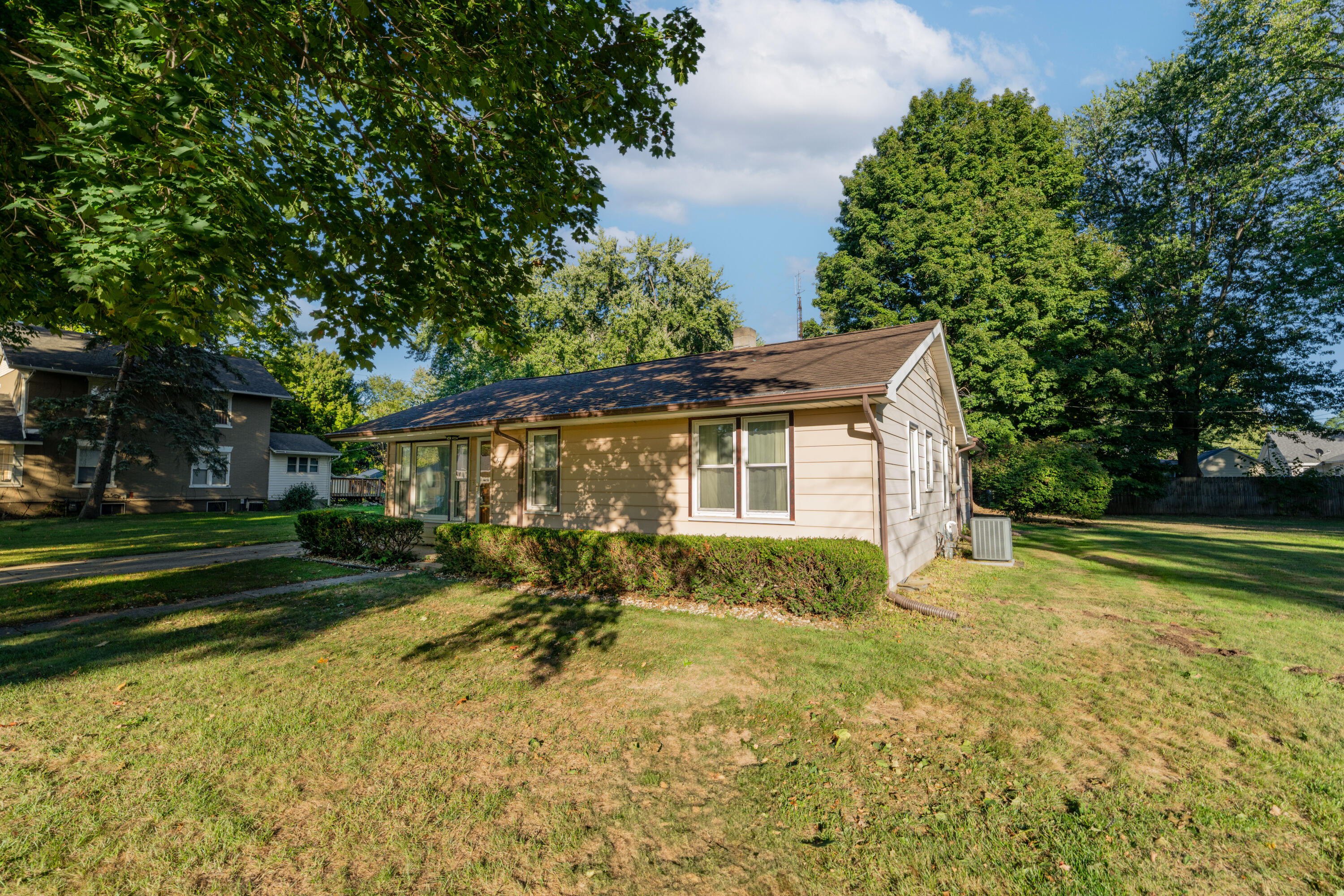 622 South Hooker Avenue Three Rivers, MI 49093 - Photo 31 of 33 DSC08732-Edit
